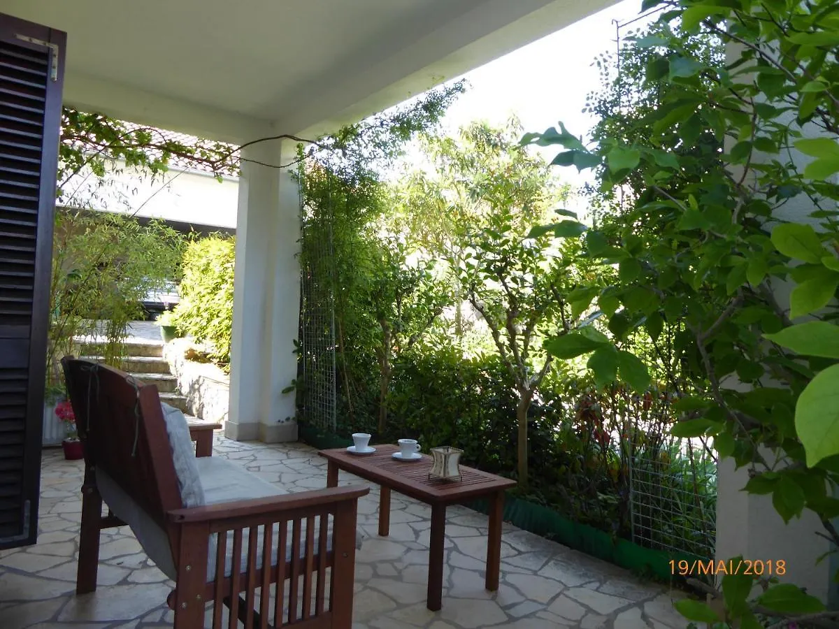 Apartmani Dubasnica Malinska