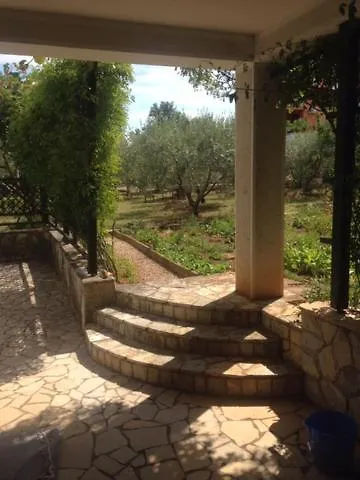 Apartmani Dubasnica Malinska