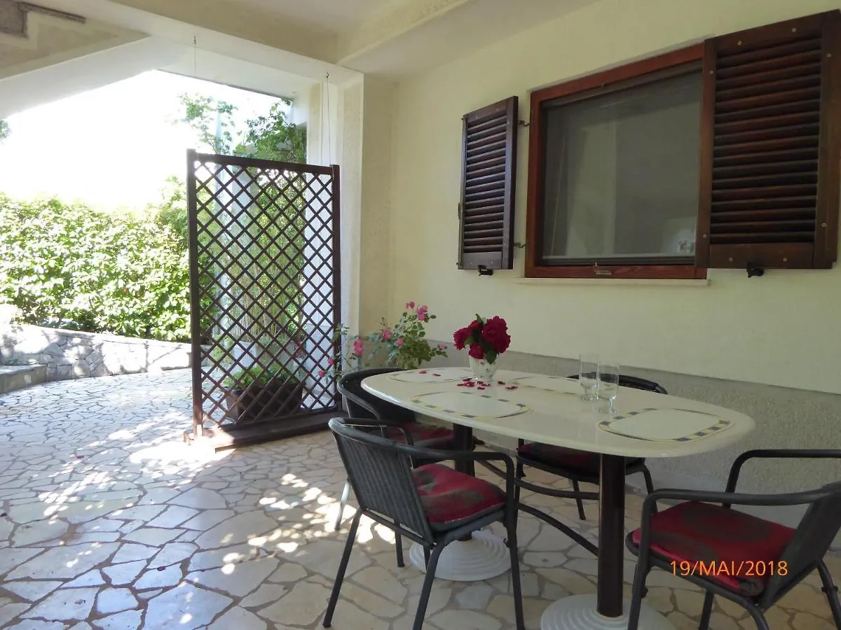 Apartmani Dubasnica Malinska Apartman